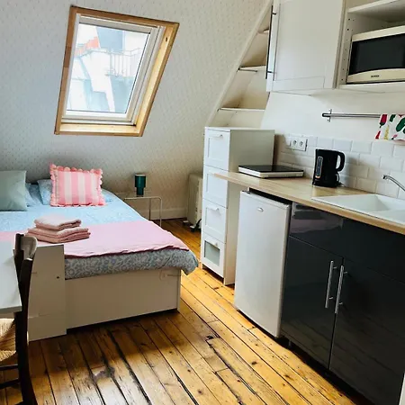 Appartamento Charming Place 2 Min From L'arc De Triomphe Parigi